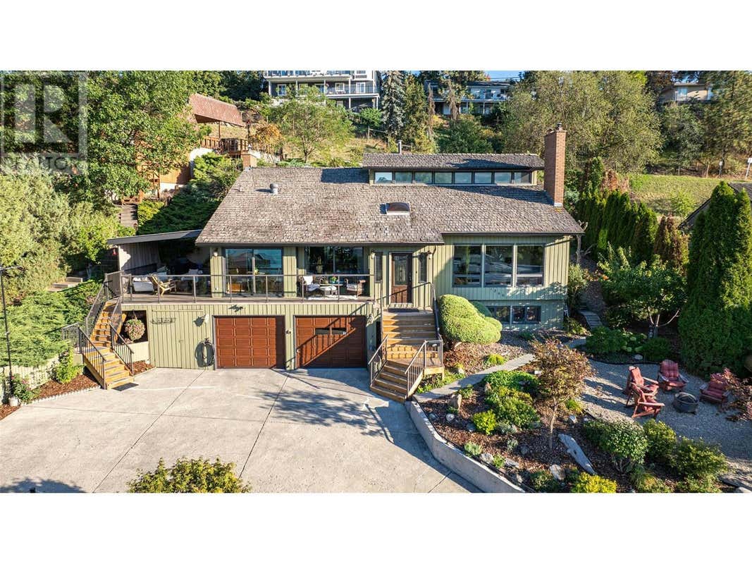 12601 Kinloch Drive, Coldstream, BC V1B1C1 House For Sale RE/MAX