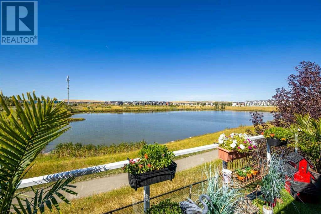 122, 300 Chinook Winds Place SW, Airdrie, AB T4B4B7 Condo For Sale RE/MAX A2163500