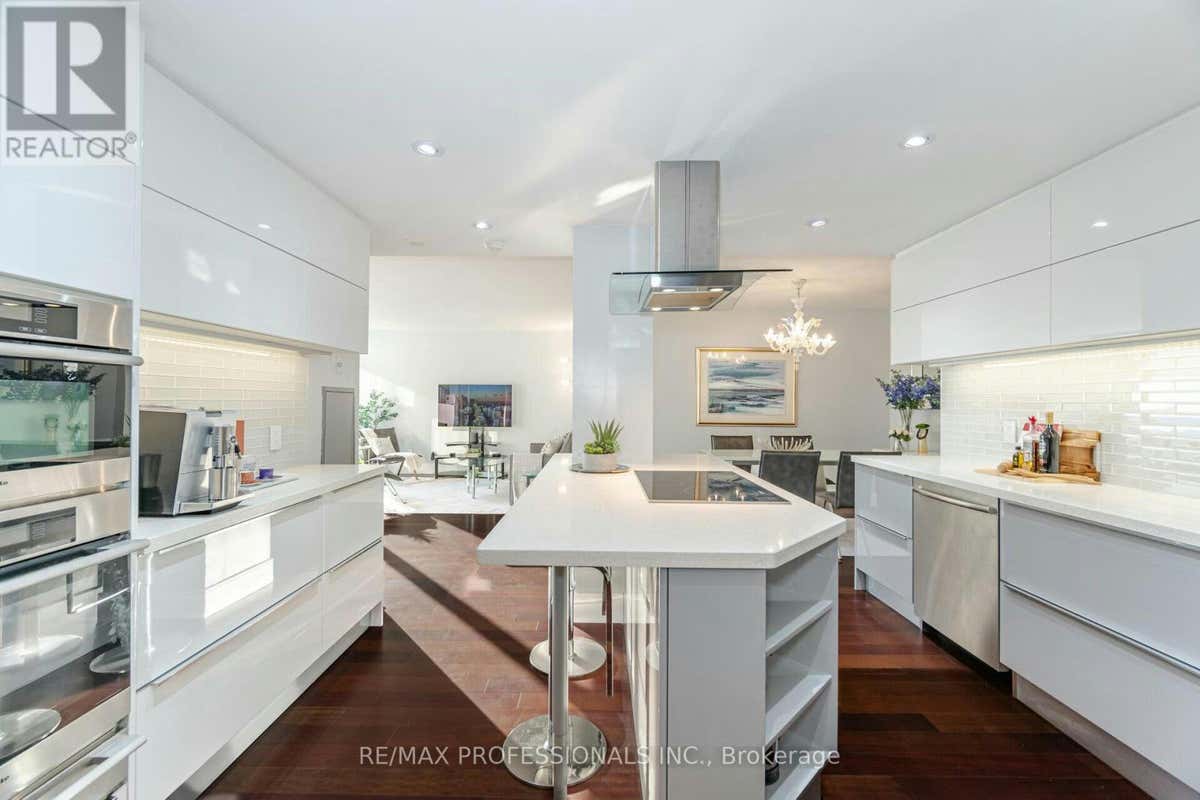 4208 1 PALACE PIER COURT, Toronto (Mimico), ON M8V3W9 Condo For Sale