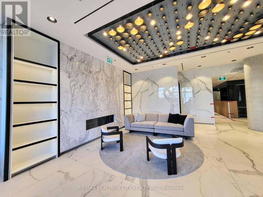 1302 10 GRAPHOPHONE GROVE, Toronto (DovercourtWallace Emerson