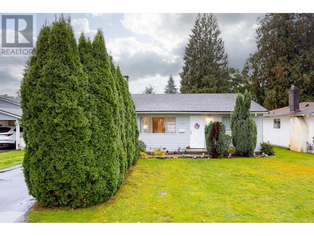 1920 SUFFOLK AVENUE, Port Coquitlam, BC V3B1H2 House For Sale RE/MAX