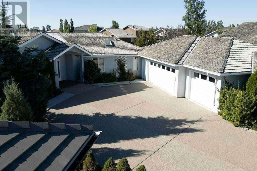 102 Fairmont Cove S, Lethbridge, AB T1K7M6 House For Sale RE/MAX