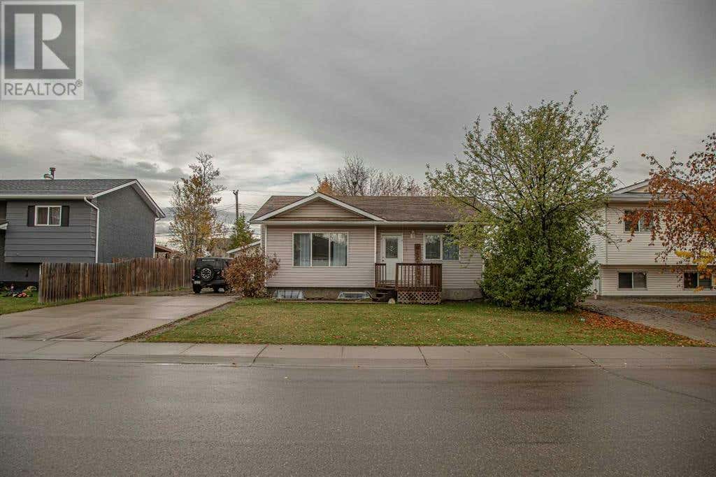 10513 106 Street, High Level, AB T0H1Z0 House For Sale RE/MAX A2169938