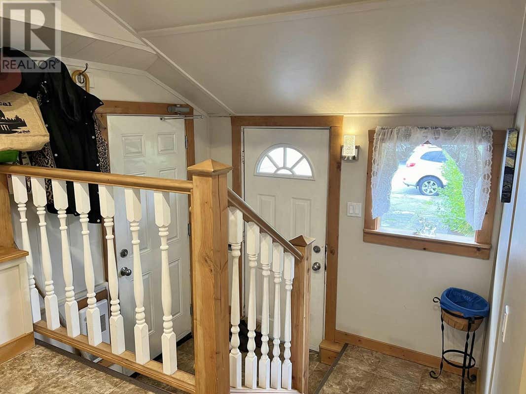 85 CHILKO STREET, Kitimat, BC V8C1Y6 House For Sale RE/MAX R2922398