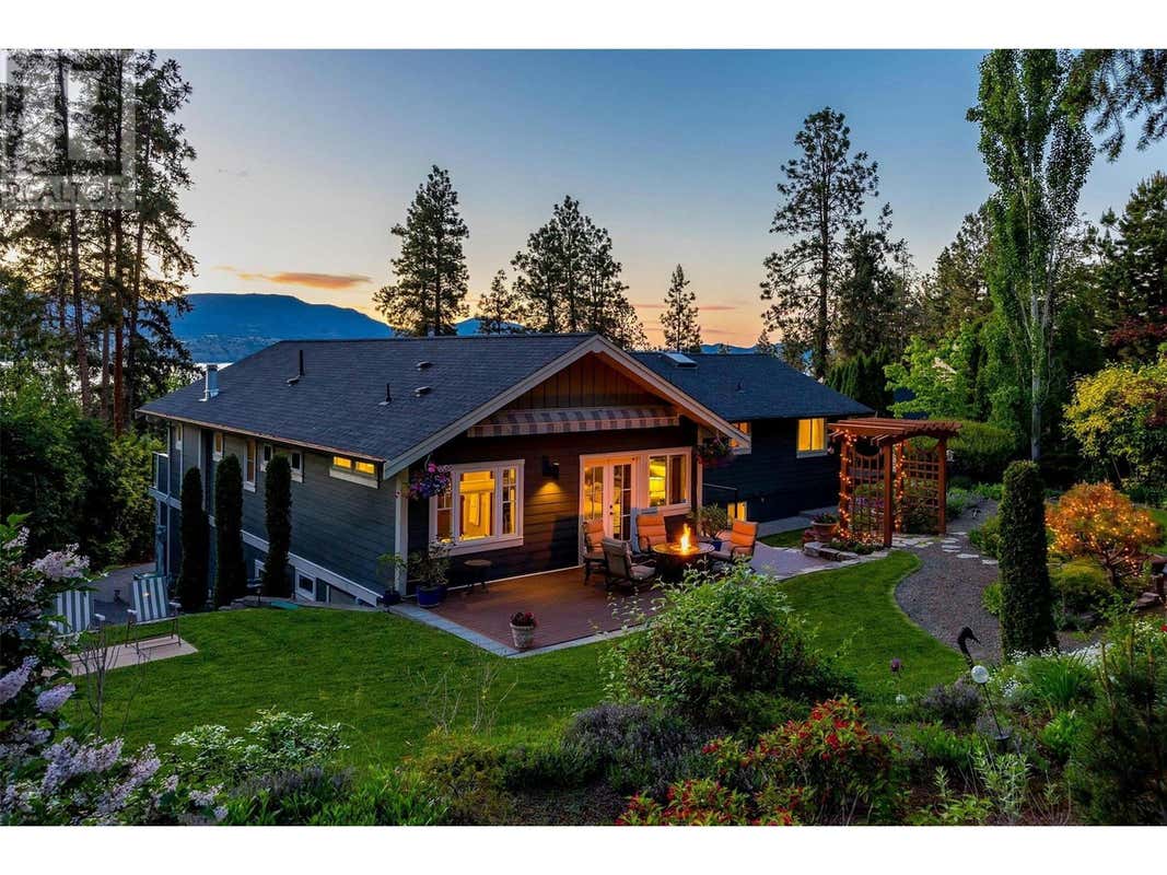 5139 Lakeshore Road, Kelowna, BC V1W4J1 House For Sale RE/MAX 10325924