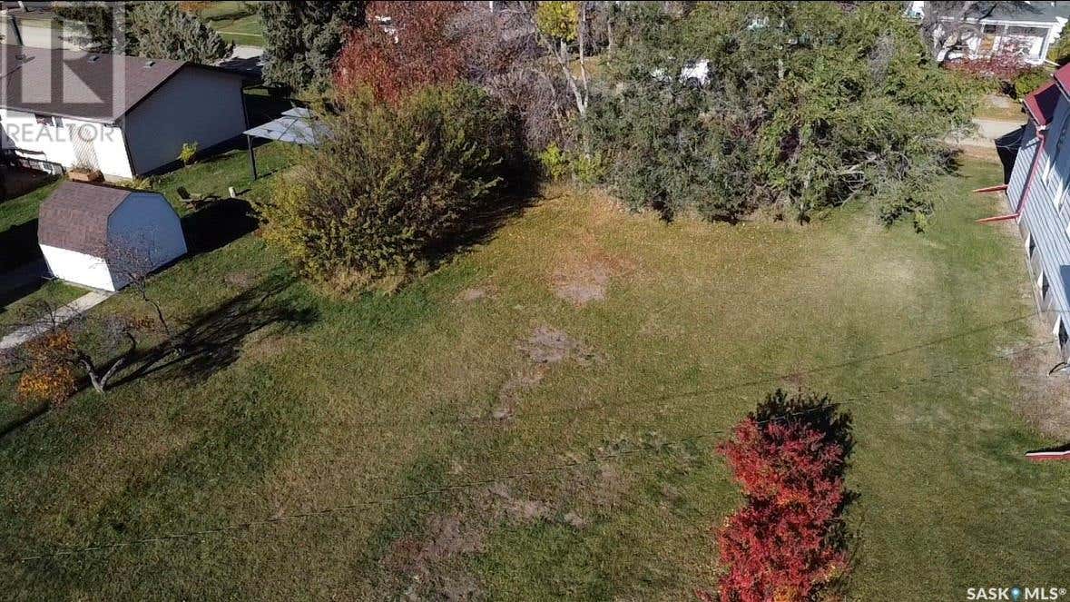 250 Minto STREET, Elbow, SK S0H1J0 Land For Sale RE/MAX SK986327