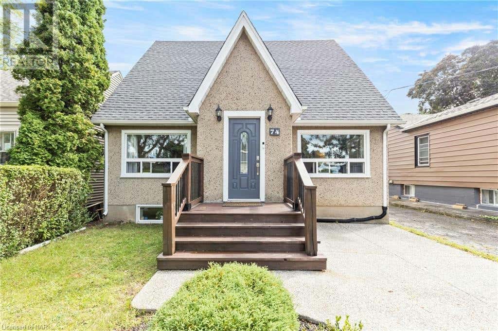74 MARMORA Street, St. Catharines, ON L2P3C3 House For Sale RE/MAX