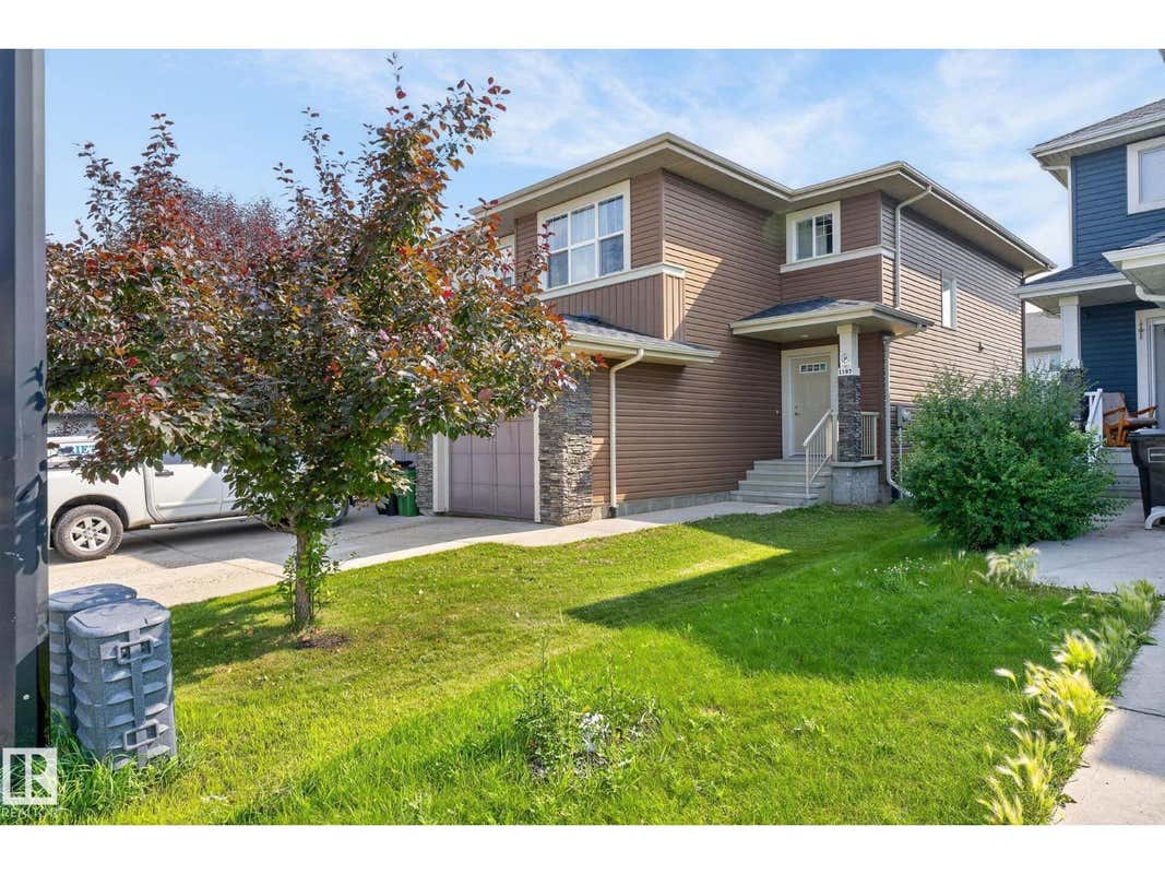 1107 177 ST SW