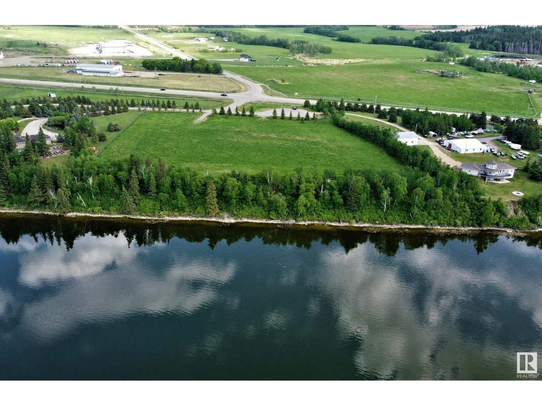 1 61116 28 HI, Rural Bonnyville M.D., AB T9N2J6 Commercial Real Estate