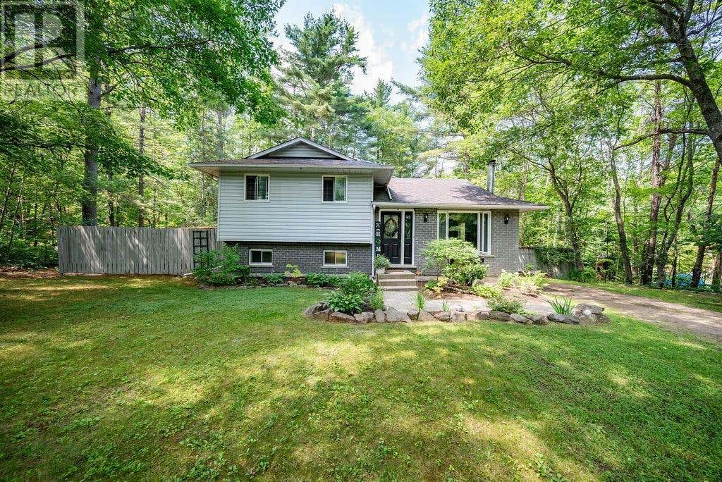 610 RANTZ ROAD, Petawawa, ON K8H2W8 House For Sale RE/MAX 1401950