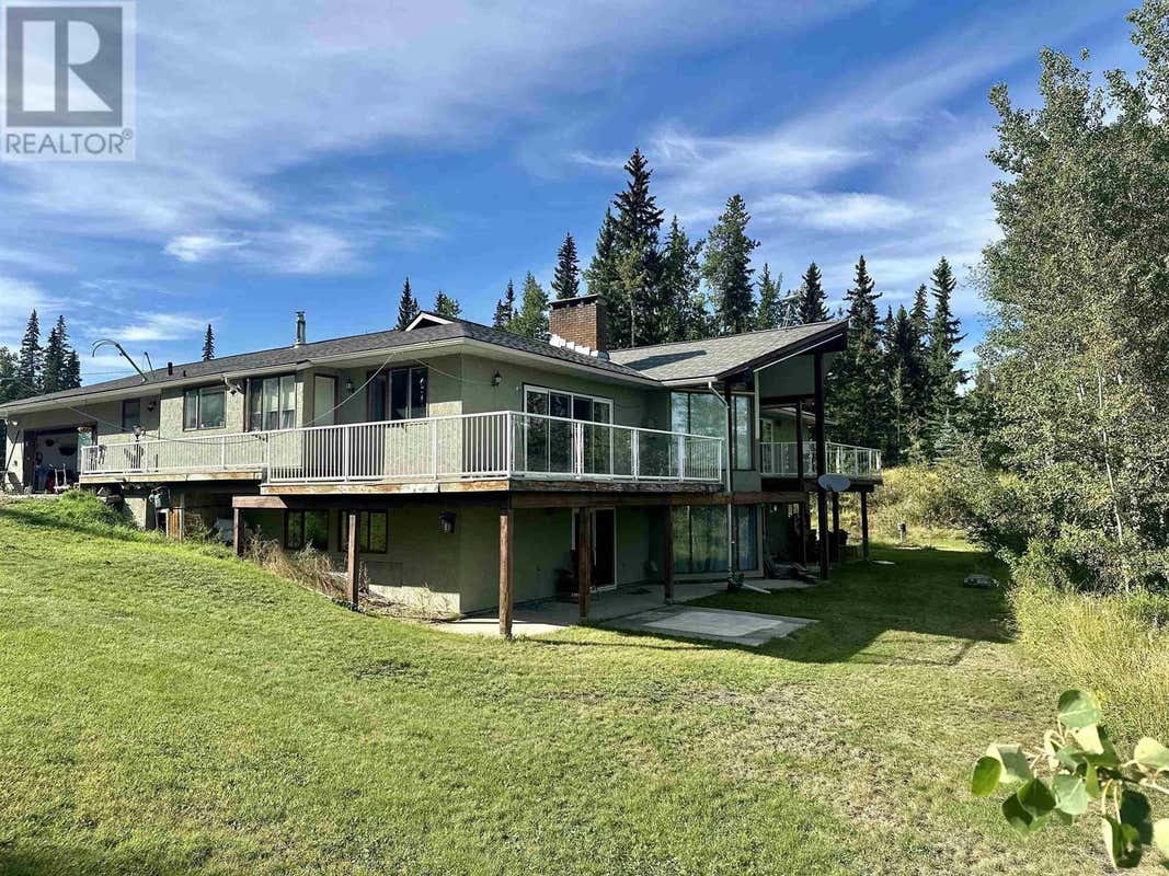 2670 REDMOND PIT ROAD, Vanderhoof, BC V0J3A0 House For Sale RE/MAX