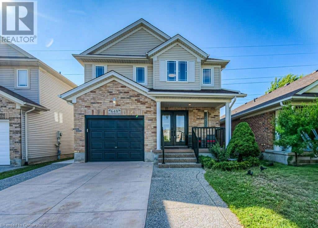648 BRANDENBURG Boulevard, Waterloo, ON N2T2V3 Duplex For Sale | RE/MAX ...