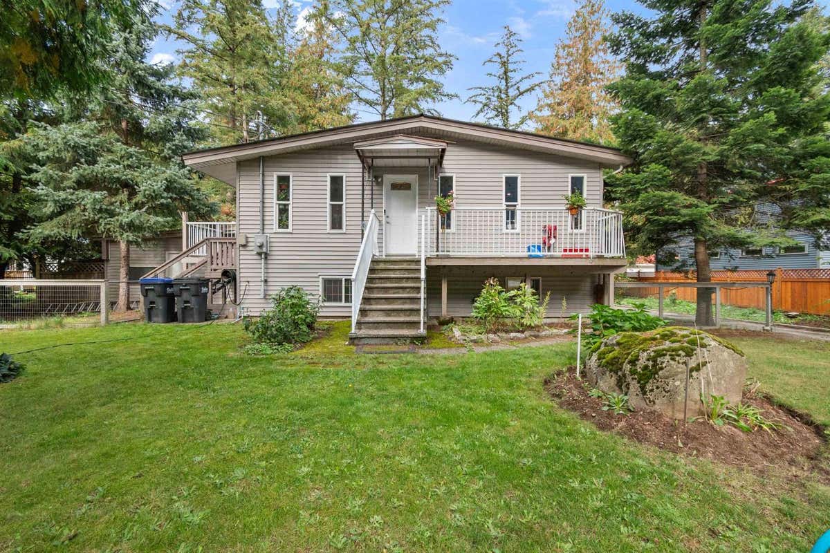 65417 KAWKAWA LAKE ROAD, Hope, BC V0X1L1 House For Sale RE/MAX R2932870