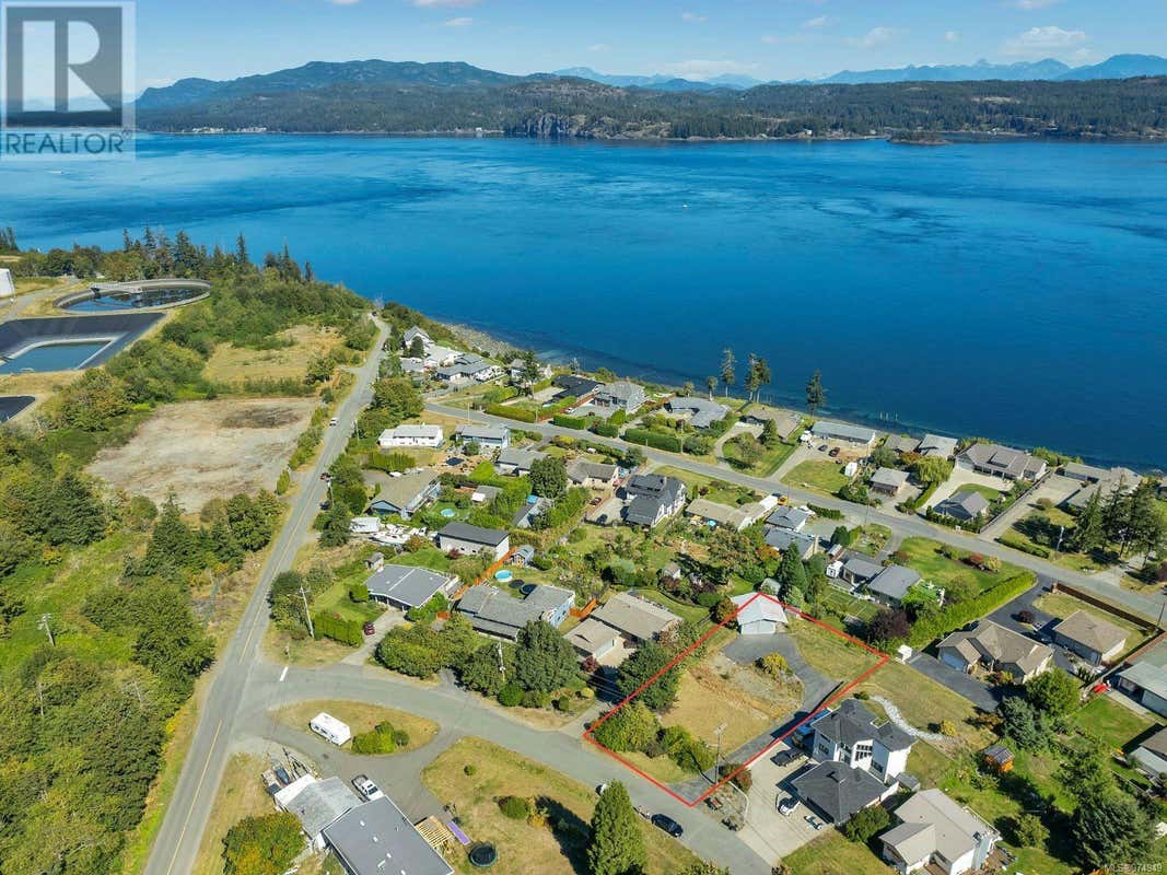 4553 Barclay Rd, Campbell River, BC V9W4Z1 Land For Sale RE/MAX 974949