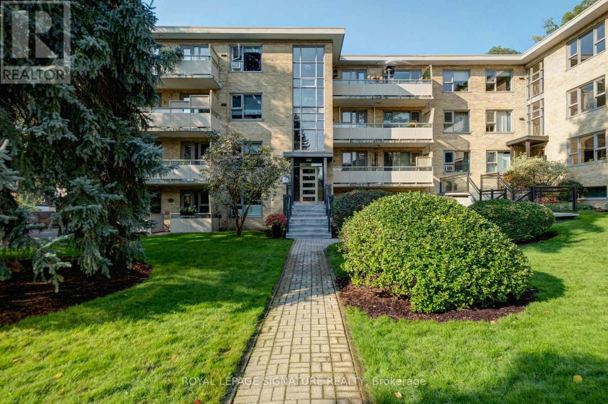 3 8 CORINTH GARDENS, Toronto (Mount Pleasant East), ON M4P2N5 Condo