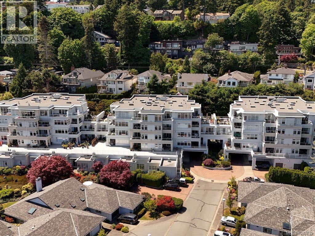 409 5110 CORDOVA BAY RD