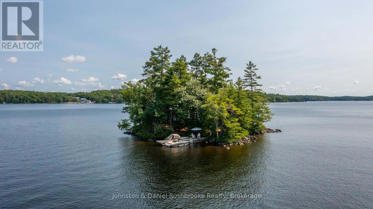 1000 REGATTA ISLAND W