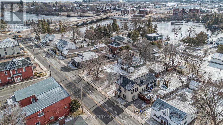 119 & 125 DANIEL STREET N