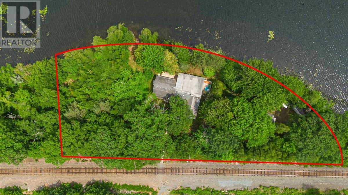 40 LOON HAVEN WAY