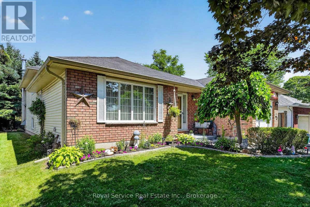 32 HEWSON DRIVE