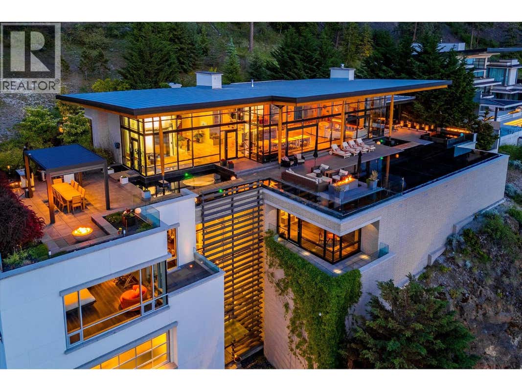 180 SHEERWATER COURT UNIT# 19