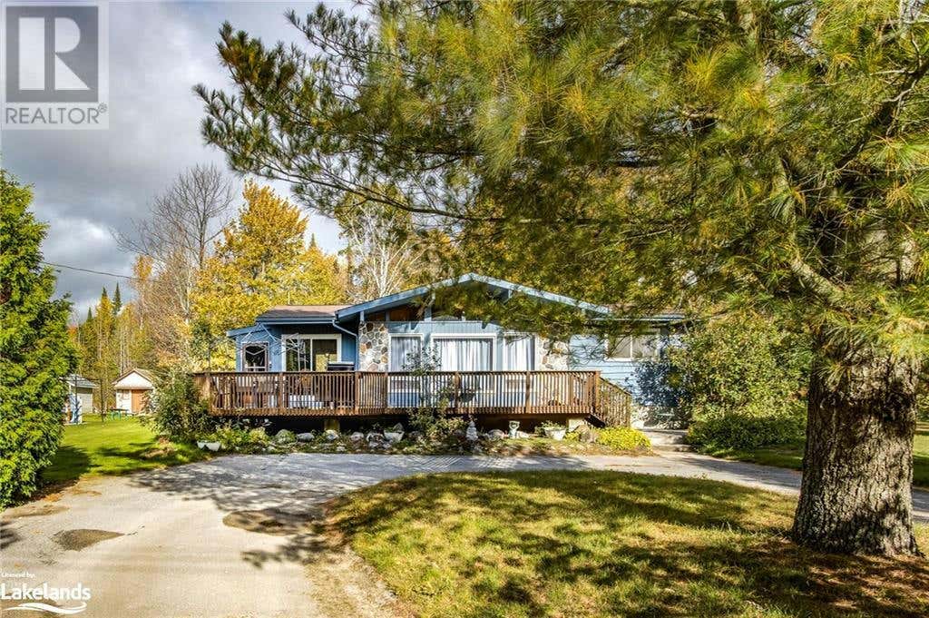 69 ALBERT Avenue, Tiny, ON L0L2J0 House For Sale RE/MAX 40663232