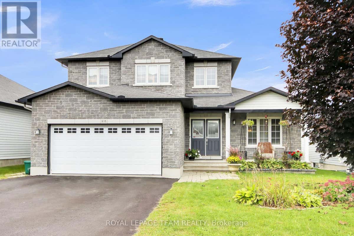 638 ROBERT HILL STREET N