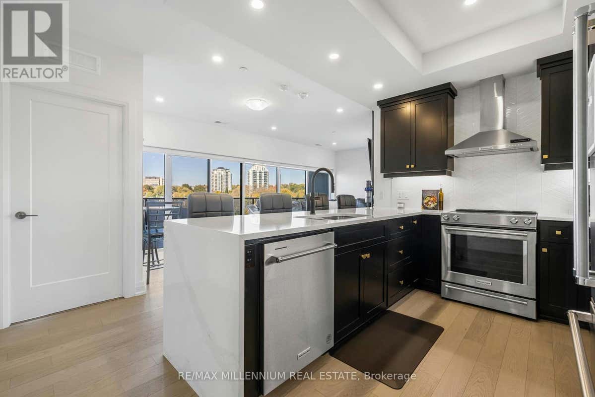 408 71 WYNDHAM STREET S, Guelph (Two Rivers), ON N1E0T7 Condo For