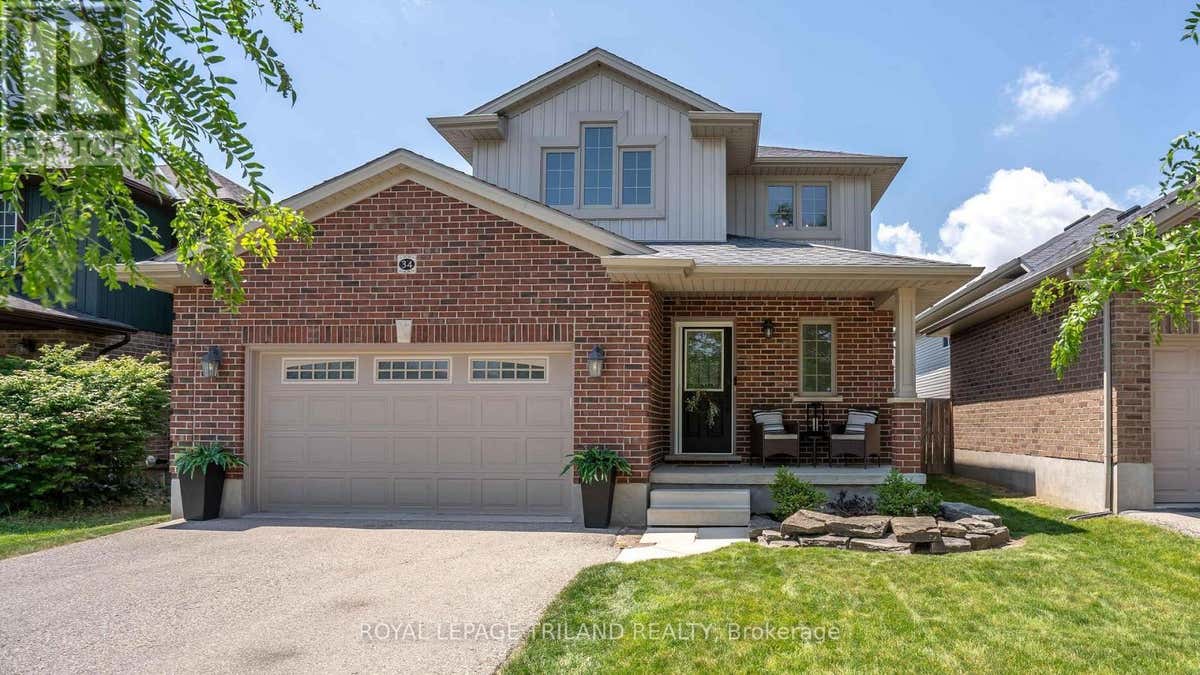 34 PINE VALLEY DRIVE