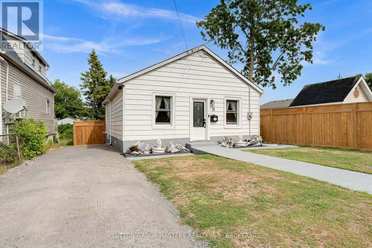 11 KINGSCOURT AVENUE