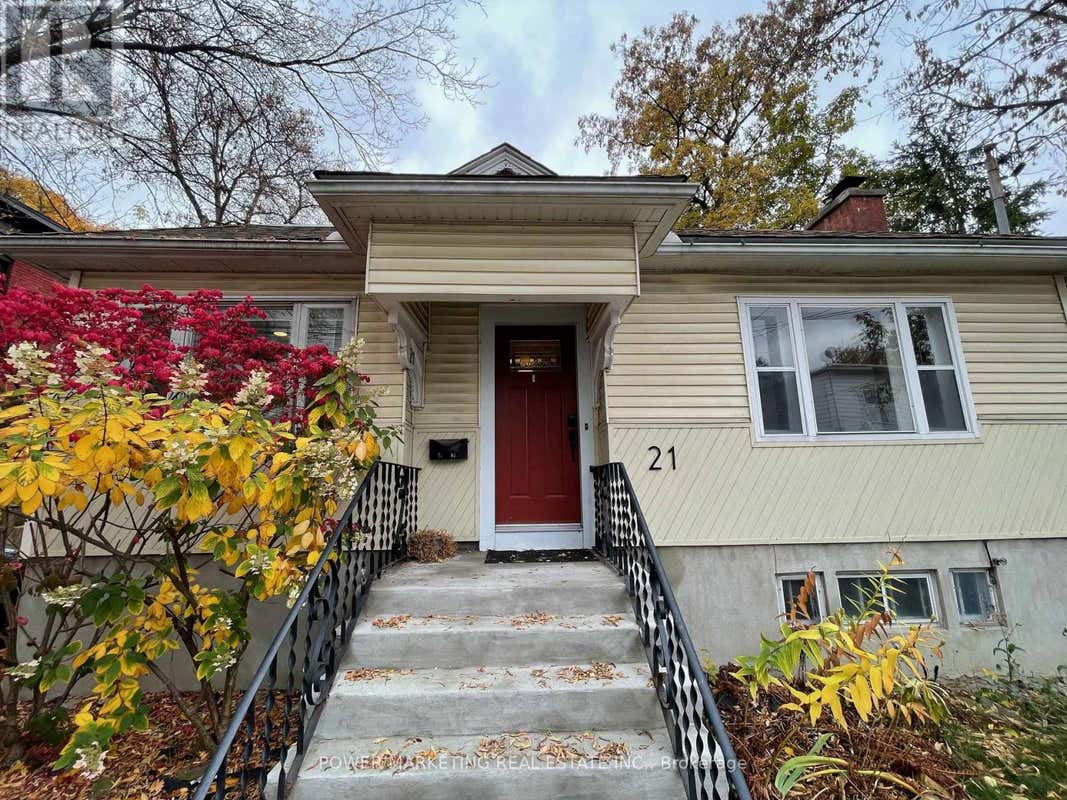 21 PERKINS St  