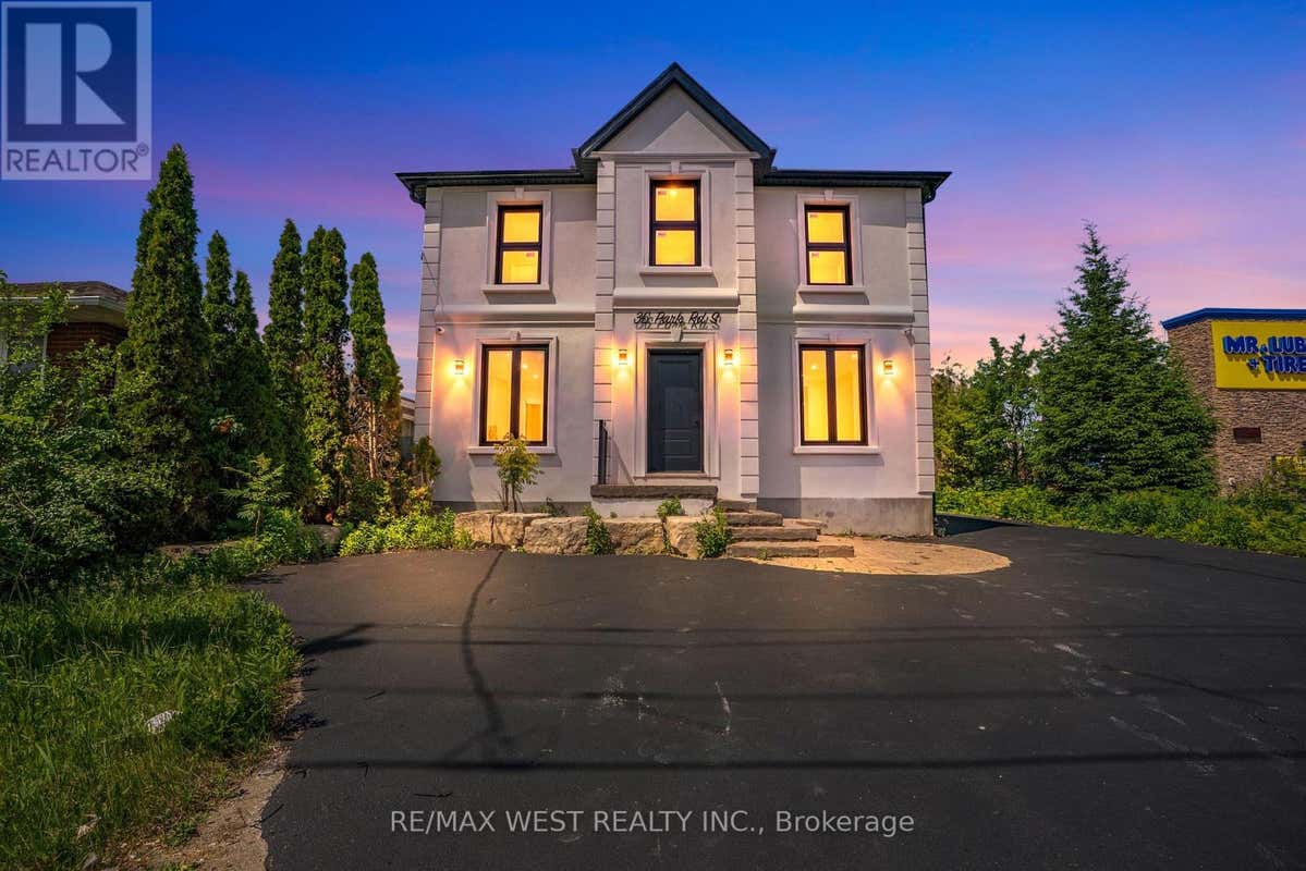36 PARK ROAD S