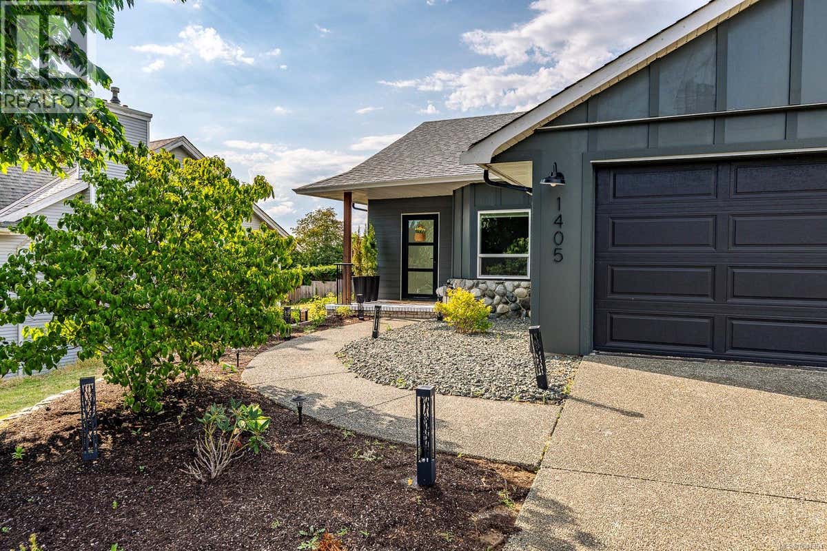 1405 MALAHAT DR