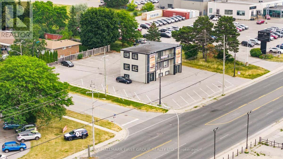 1 - 1400 DUNDAS STREET E