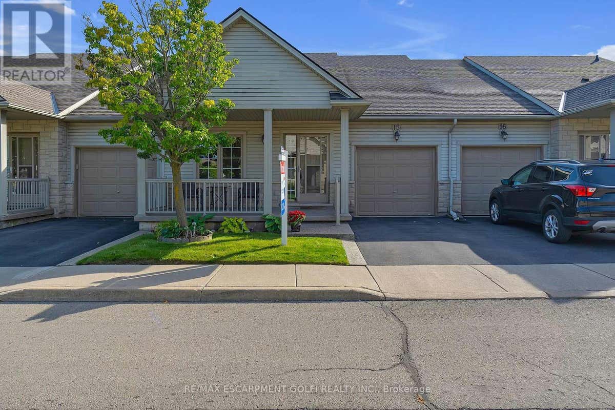 15 130 SOUTHBROOK DRIVE, Hamilton (Binbrook), ON L0R1C0 Condo For