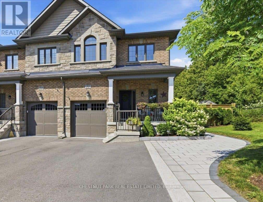 21 GORD MATTHEWS WAY