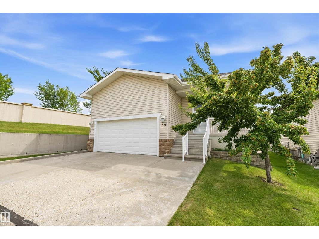 #39 401 BOTHWELL DR