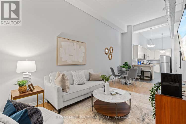 212 - 80 KING WILLIAM STREET