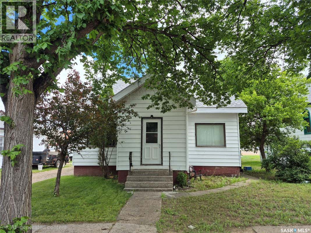 133 1ST STREET W