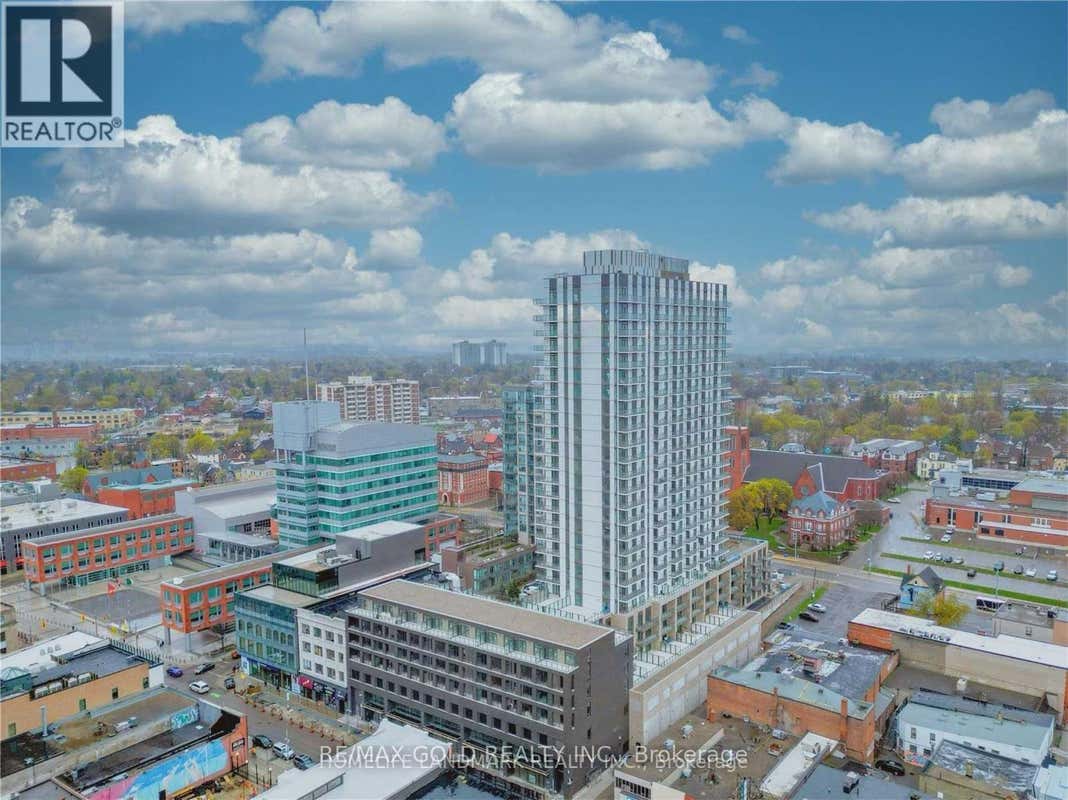 903 - 55 DUKE STREET W