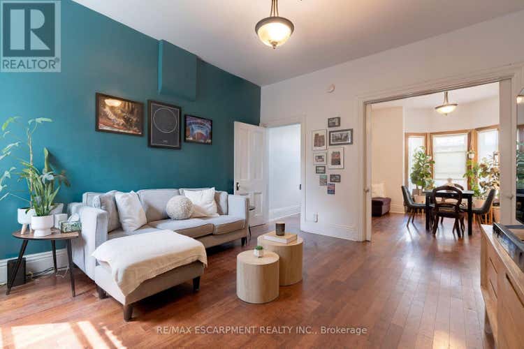 132 FERGUSON AVENUE N