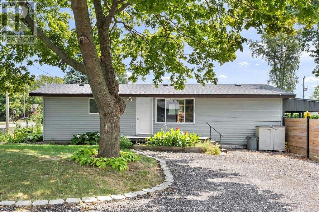 27 DRAPER, Colchester, ON N0R1G0 House For Sale RE/MAX 24020746