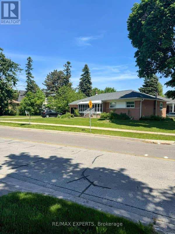 71 LLOYD MANOR ROAD
