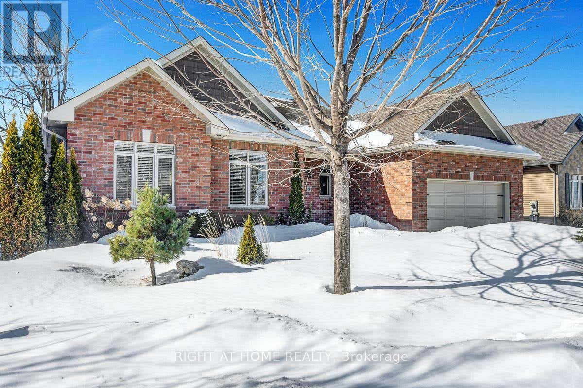 75 Rochelle Dr  