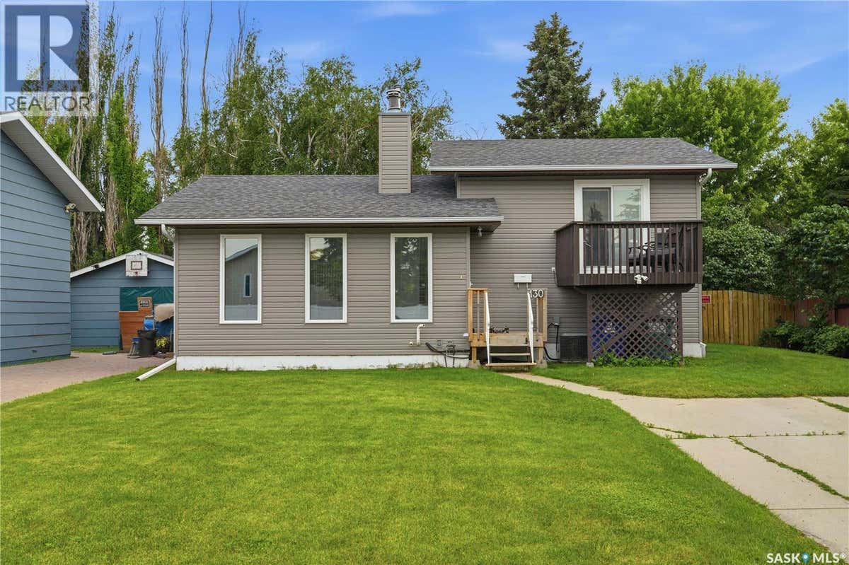 130 FLAVELLE CRESCENT