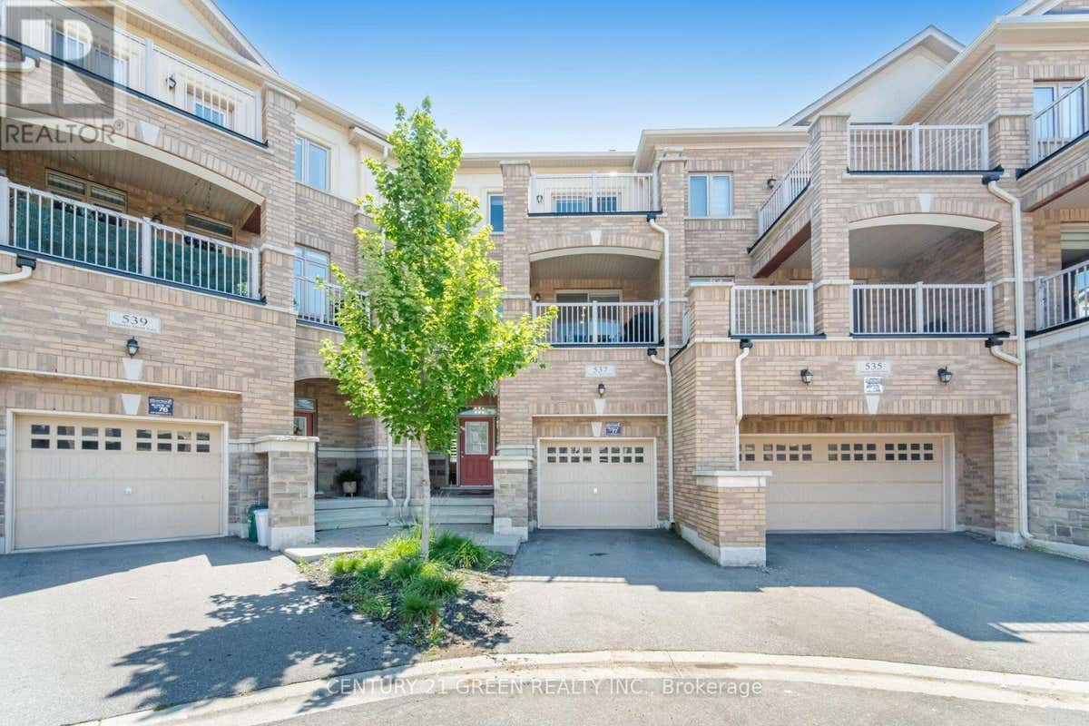 537 DUNDAS STREET E