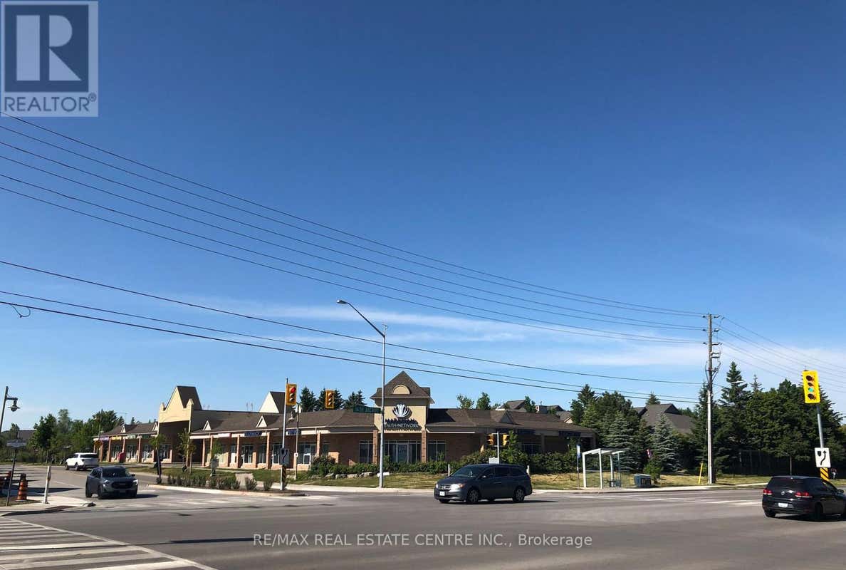 7 - 5 SWAN LAKE BOULEVARD