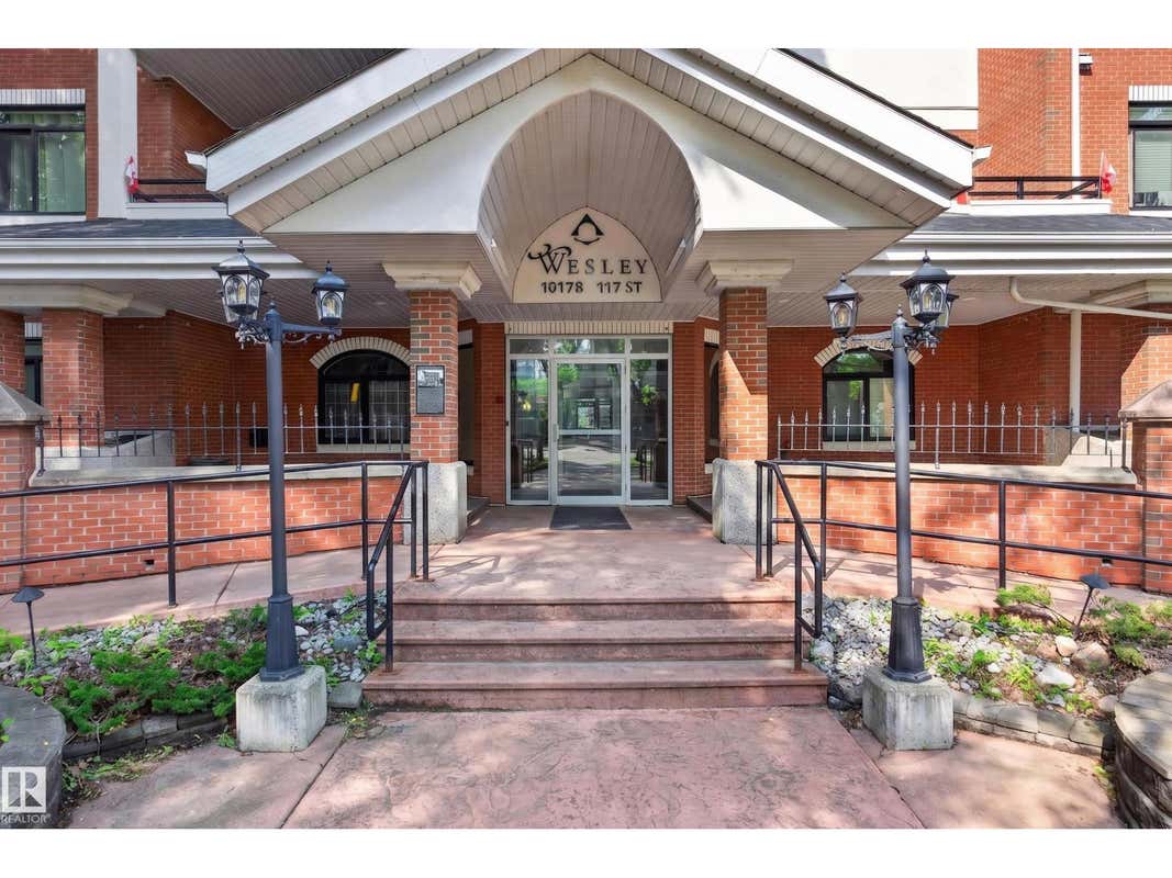 #401 10178 117 ST NW
