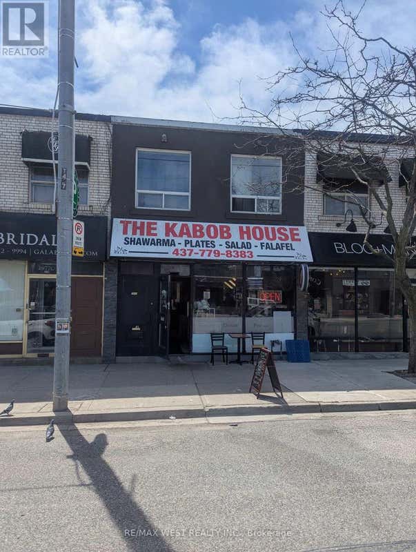 F - 2977 LAKE SHORE BOULEVARD W