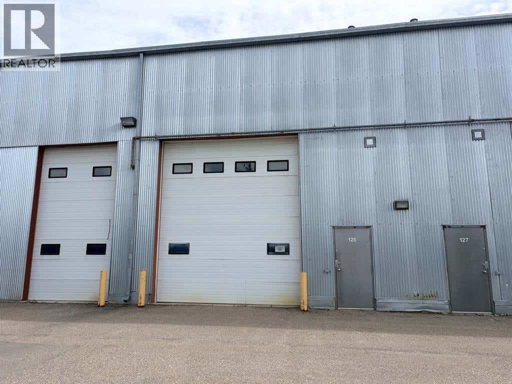 125, 554 CARMICHAEL LANE
